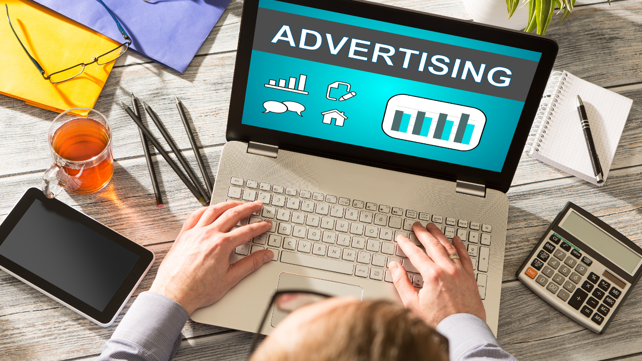 Study advertisement. Реклама в интернете. Современная реклама в интернете. Реклама в интернете картинки.